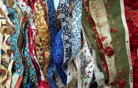 BAG OF FABRIC STRIPS-0